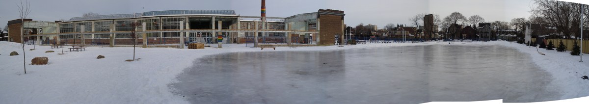 Wychwood barns ice rink 2009.