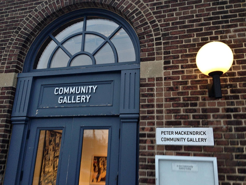 Gallery name sign at Wychwood Barns.