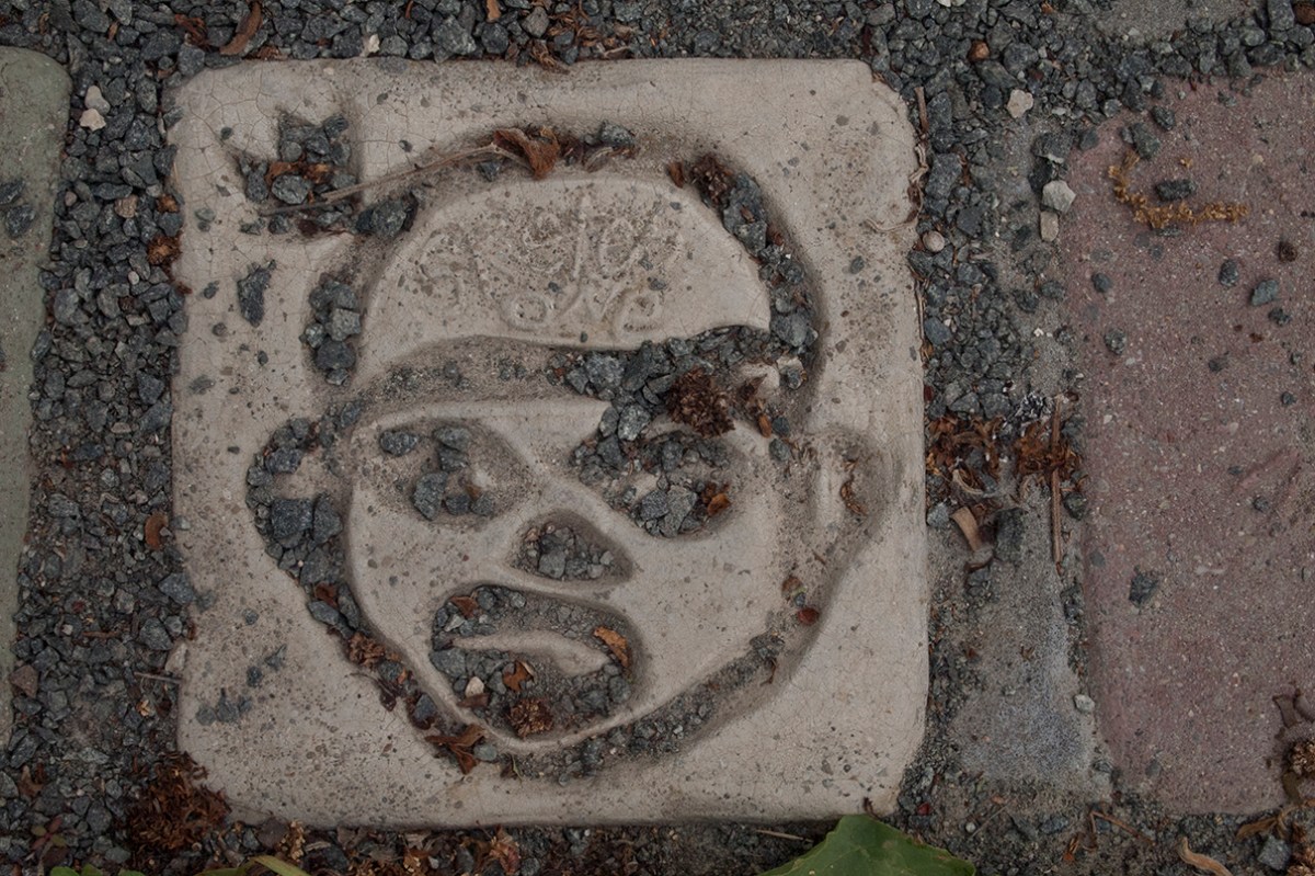Face tile.