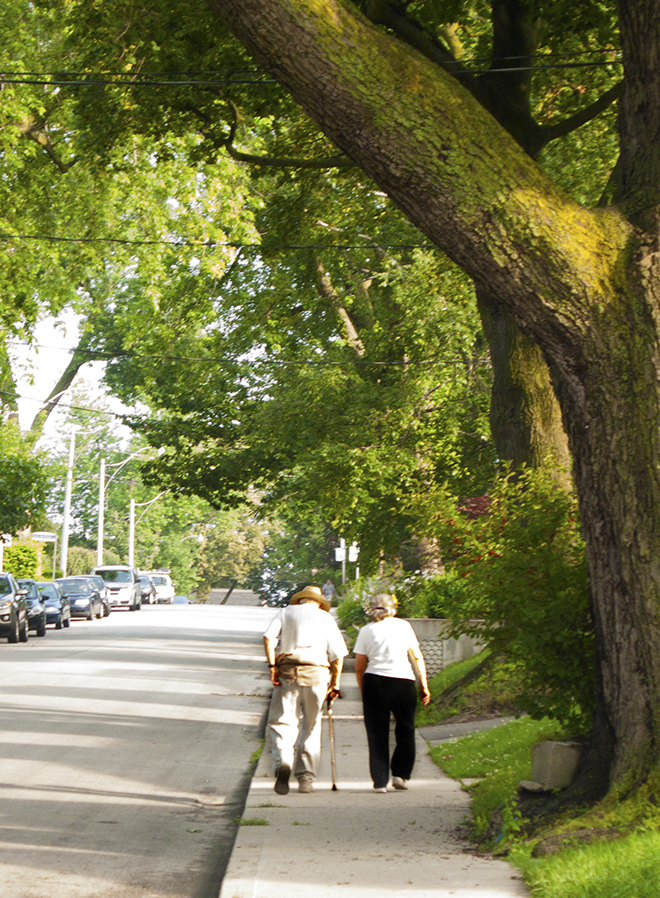 The Watts's walking home.