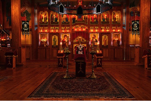 Icons and paintings.