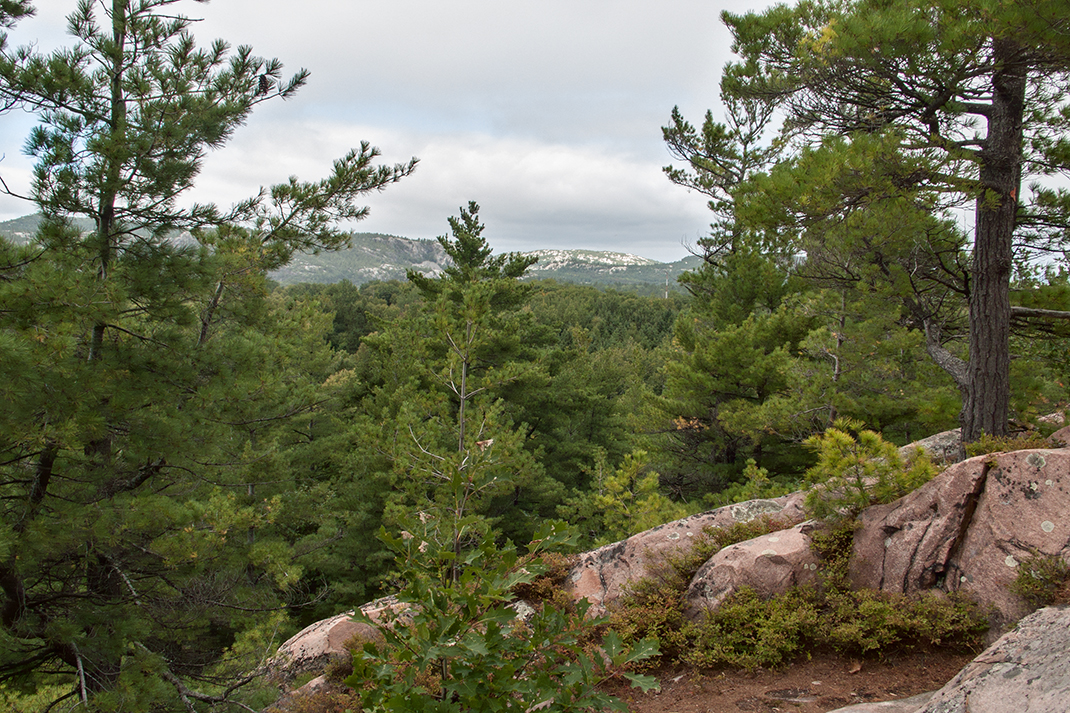 La Cloche mountains.
