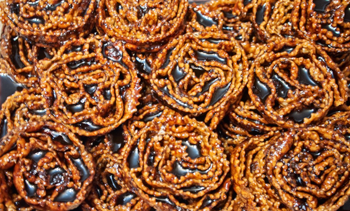 Cartellate on plate.