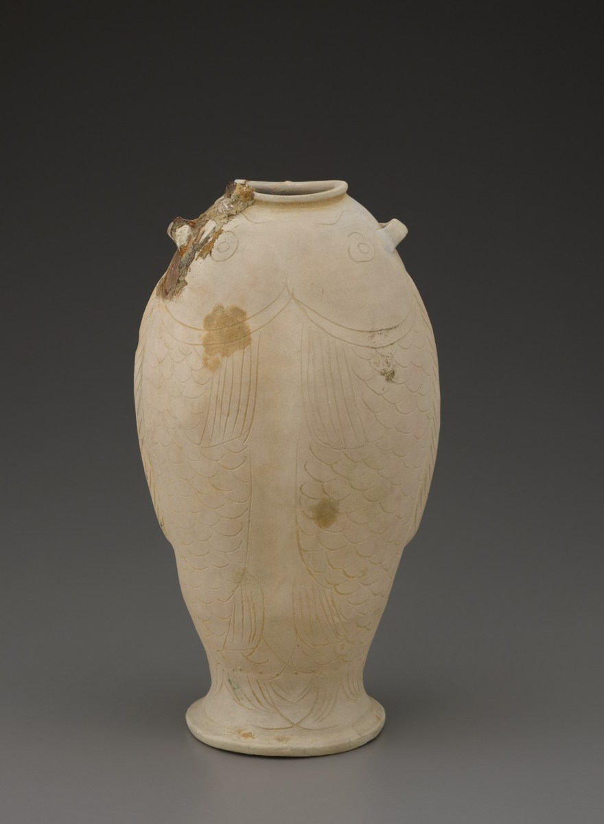 Stoneware fish flask.