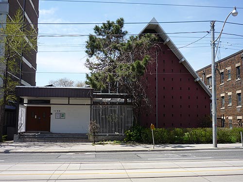 Toronto Buddhist Church, Bathurst St.