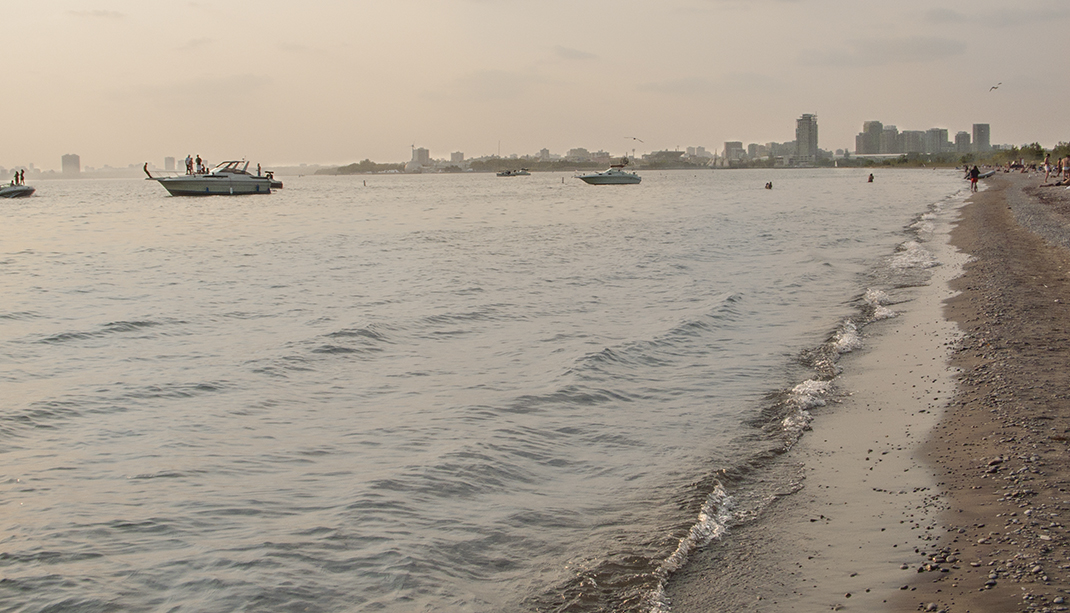 Powerboats at Hanlan's.