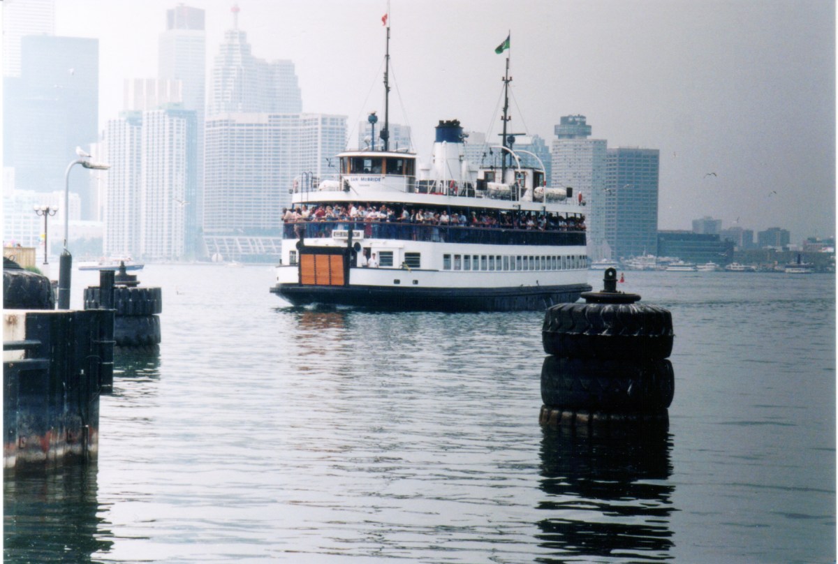 Toronto Island ferry.
