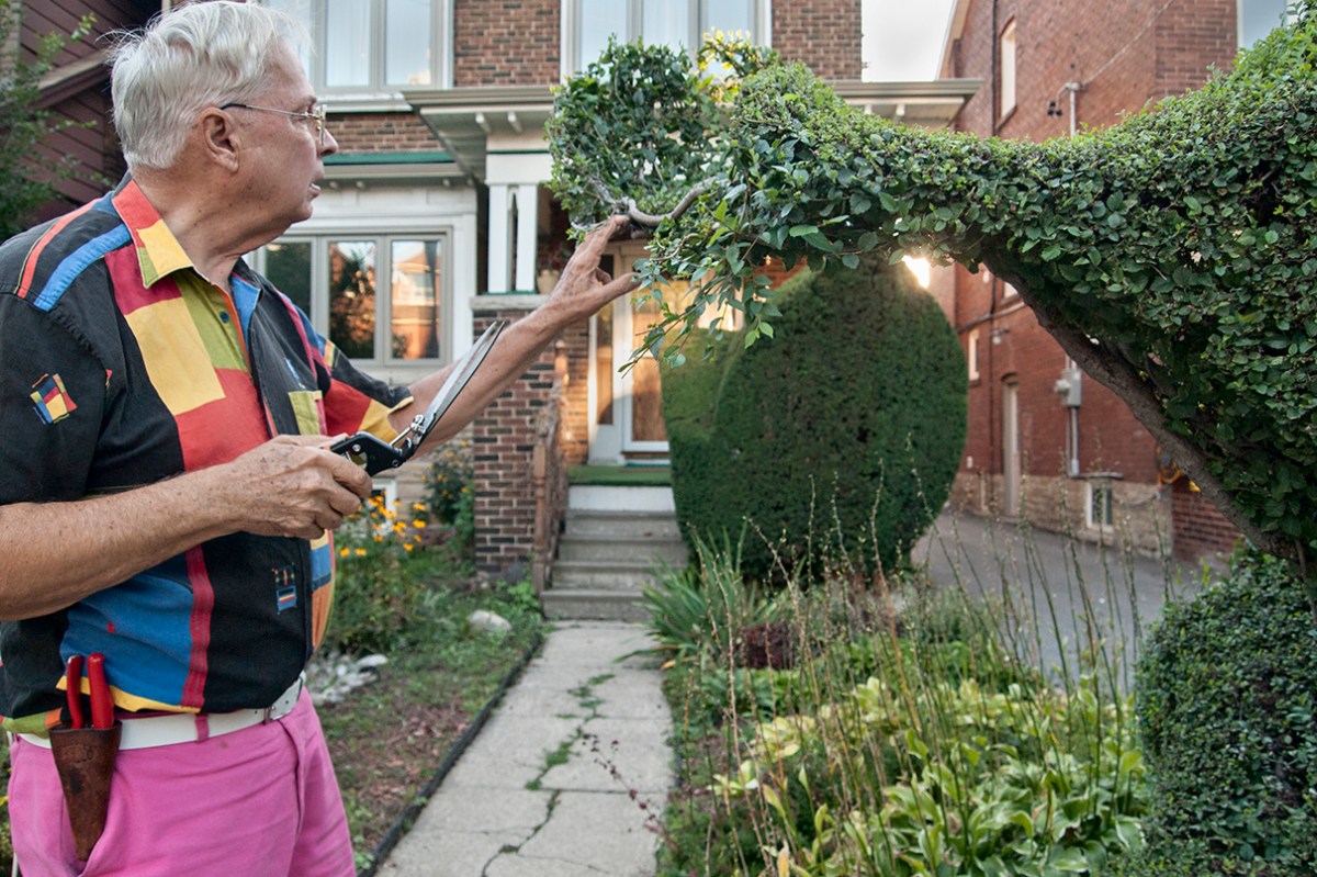 Tree artist and topiary.