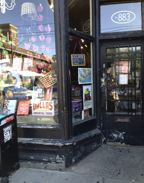 Type bookstore entrance.