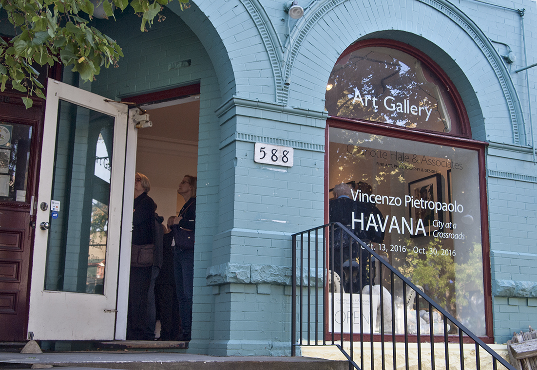 Havana opening, the gallery.