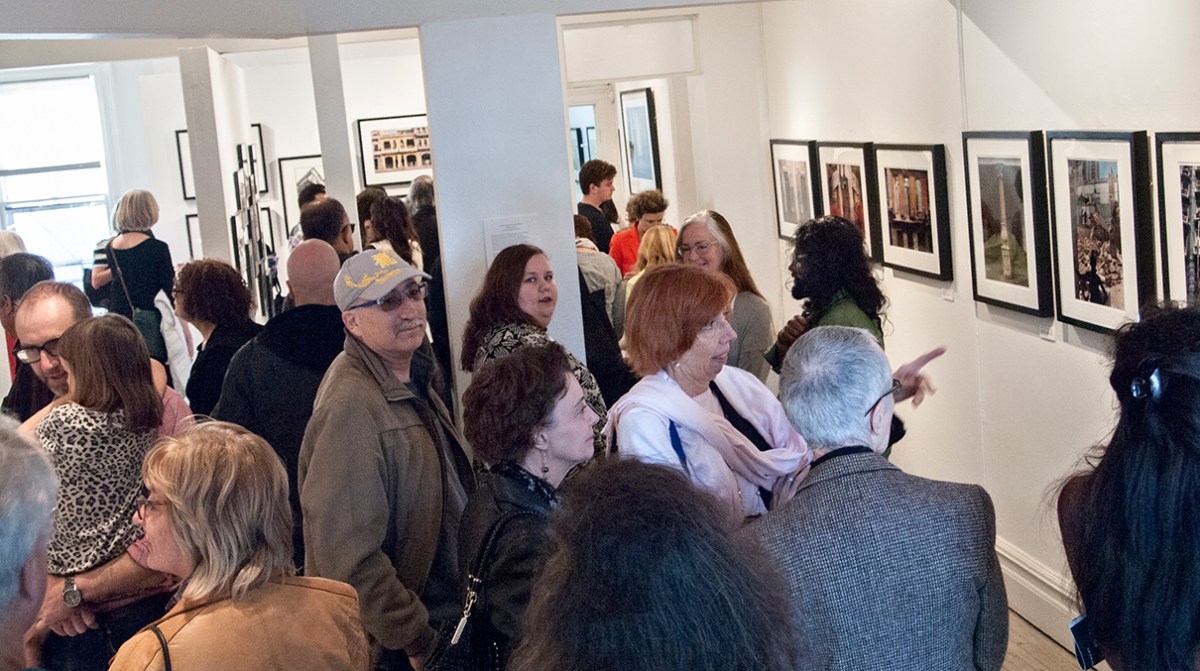 Havana opening, crowd in gallery.
