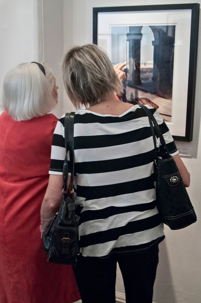 Havana opening, women looking.