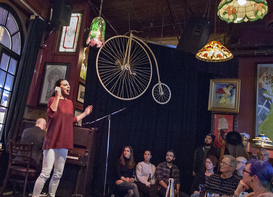 Ambur Braid, Opera Pub.