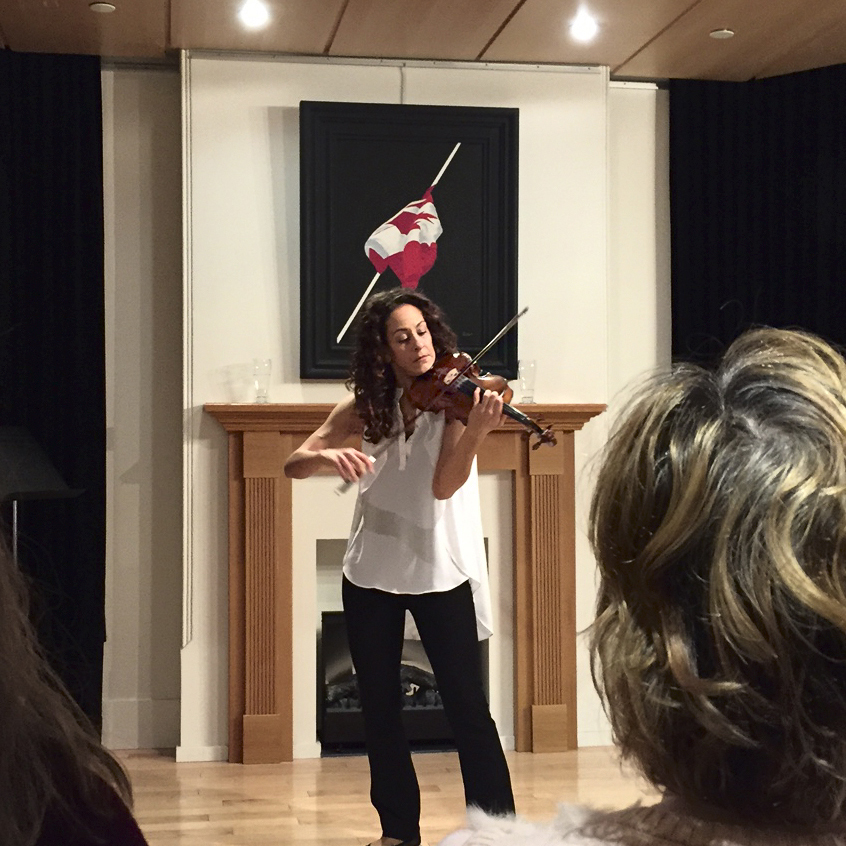 Violinist Andréa Tyniec.