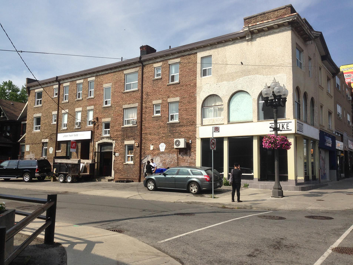 Exterior before reno.